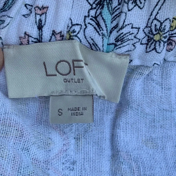 Loft skirt size small Waist 15", 19 1/2" length - Picture 3 of 5